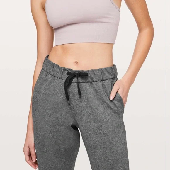 Lululemon On The Fly Pant Full Length 31” Size 8 Heathered Black - Picture 4 of 15